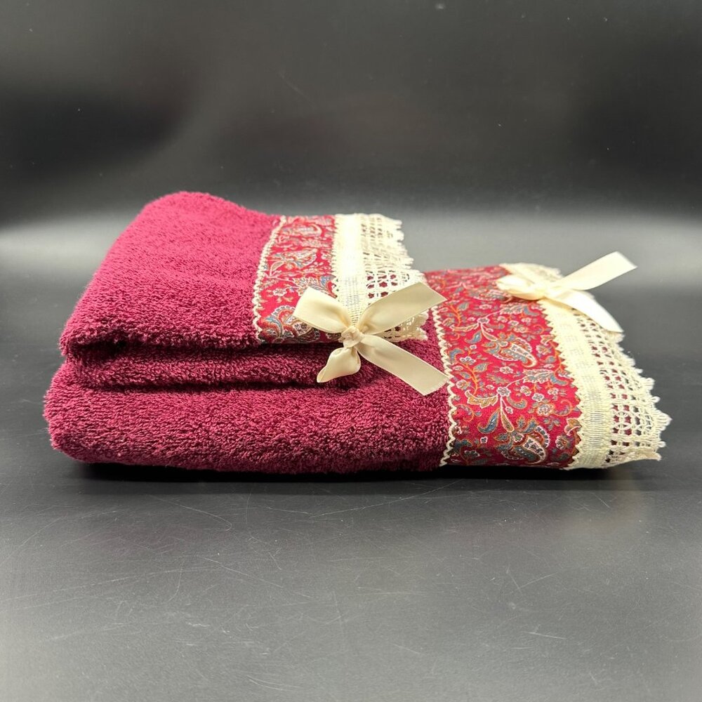 Vintage Burgundy Bath Hand Towel Set Paisley Lace Bow Trim Maroon Red Dundee USA - Picture 2 of 9